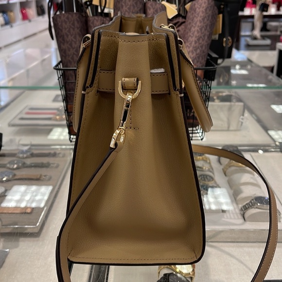 MICHAEL KORS HAMILTON MEDIUM SATCHEL 
 COLOR: CAMEL
NWT - Picture 4 of 16